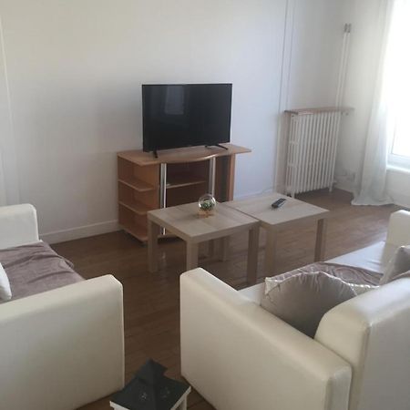 Appartement 1Er Etage Carignan Экстерьер фото