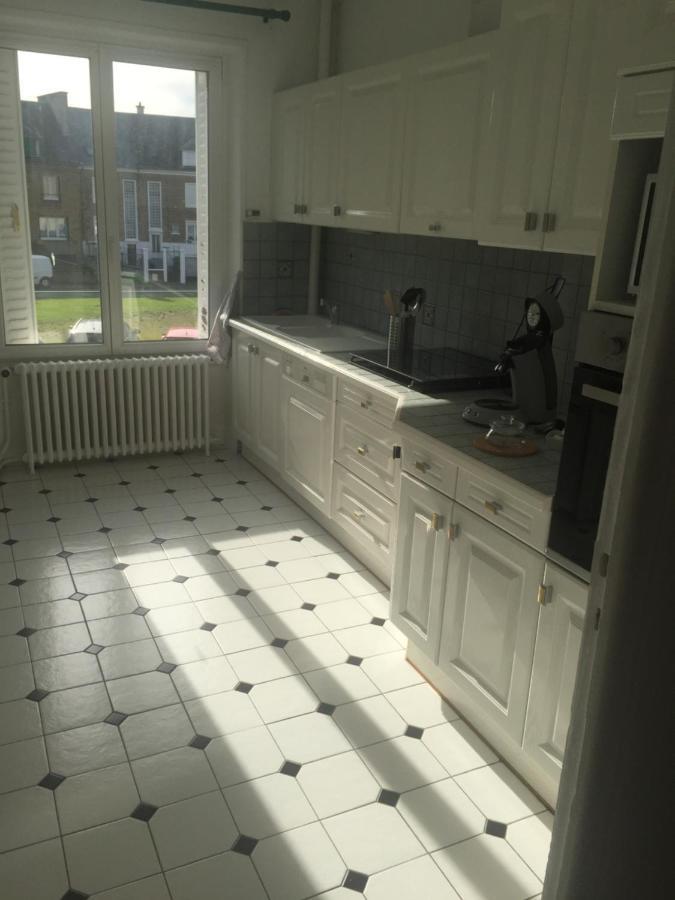 Appartement 1Er Etage Carignan Экстерьер фото